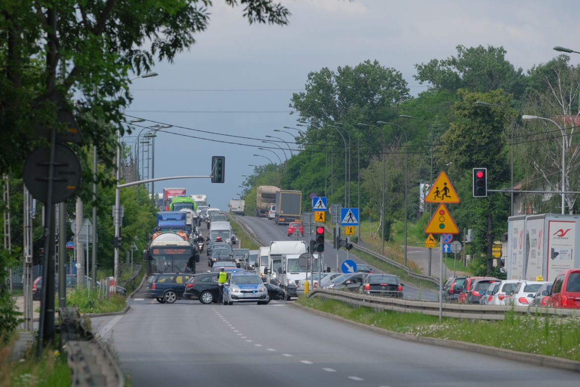 Tragiczny wypadek na Trakcie Brzeskim! Jedna osoba nie żyje!