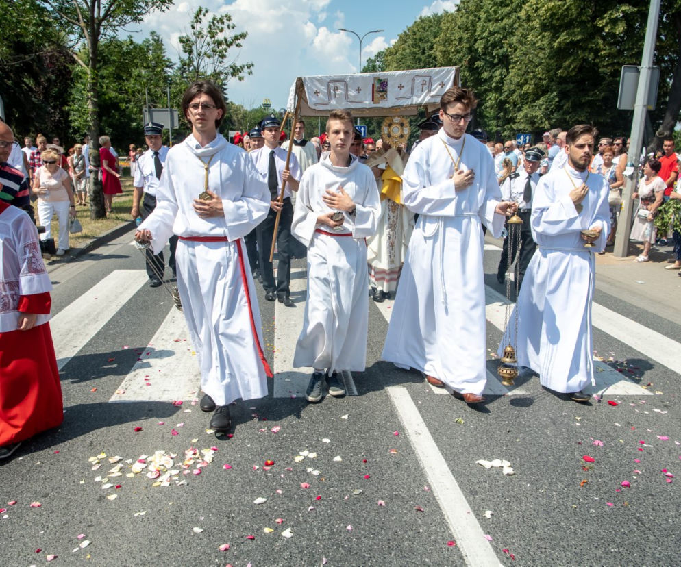 Procesja w czasach zarazy