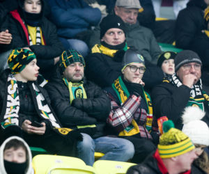 Kibice GKS Katowice dopingowali piłkarzy w meczu z Pogonią