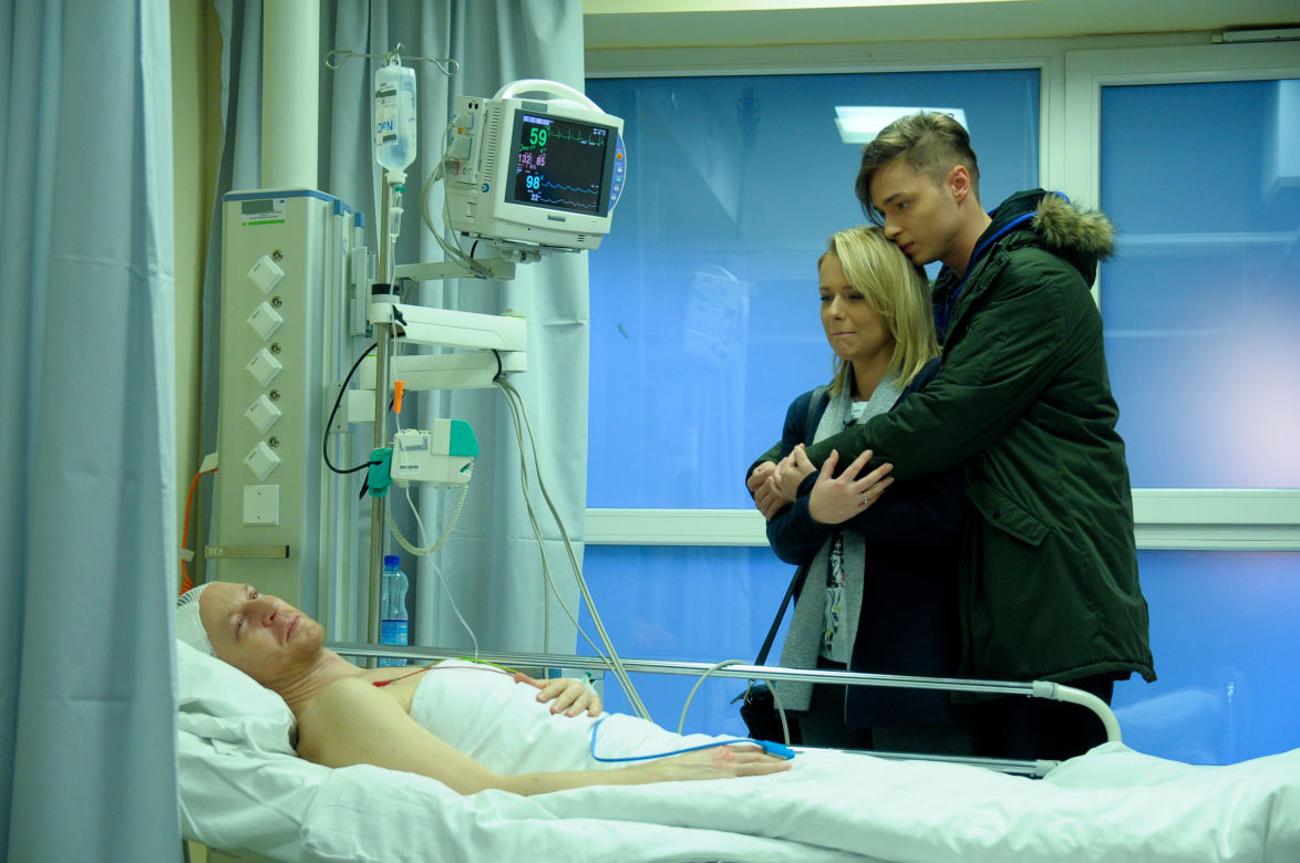 Pierwsza miłość. Michał (Wojciech Błach), Marysia (Aneta Zając), Krystian (Patryk Pniewski)