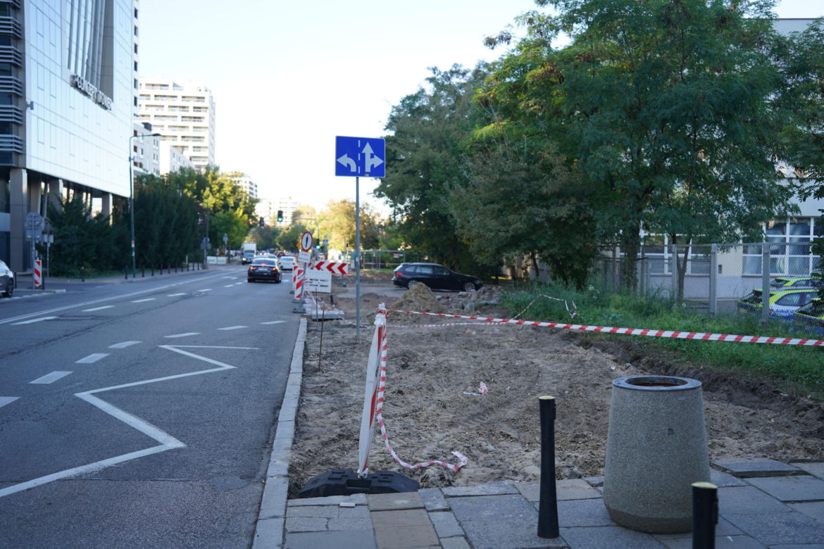 Potężne utrudnienia dla kierowców w Warszawie. Zaraz się zacznie! Tędy nie przejedziesz do końca roku