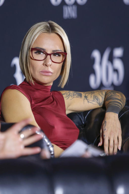 Podbiła serca Polaków jako autorka powieści erotycznych. Tak przez lata zmieniała się Blanka Lipińska. Co za metamorfoza!