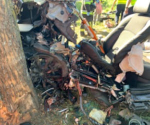 ZMASAKROWANE auto na DK nr 7! Ranni rodzice z maluszkiem! ZDJĘCIA z koszmarnego wypadku
