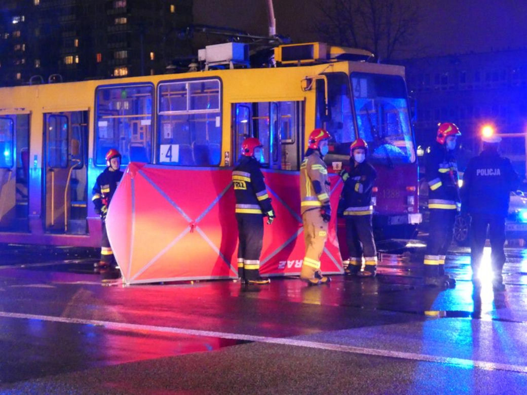 Śmiertelny wypadek na Rembielińskiej. Kobieta zginęła pod kołami tramwaju
