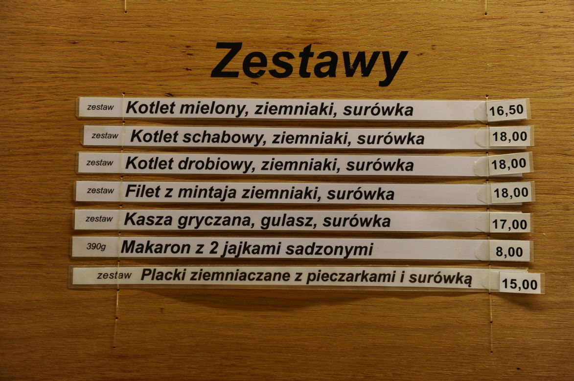Bary mleczne musiały podnieść ceny. Wiele z nich świeci pustkami