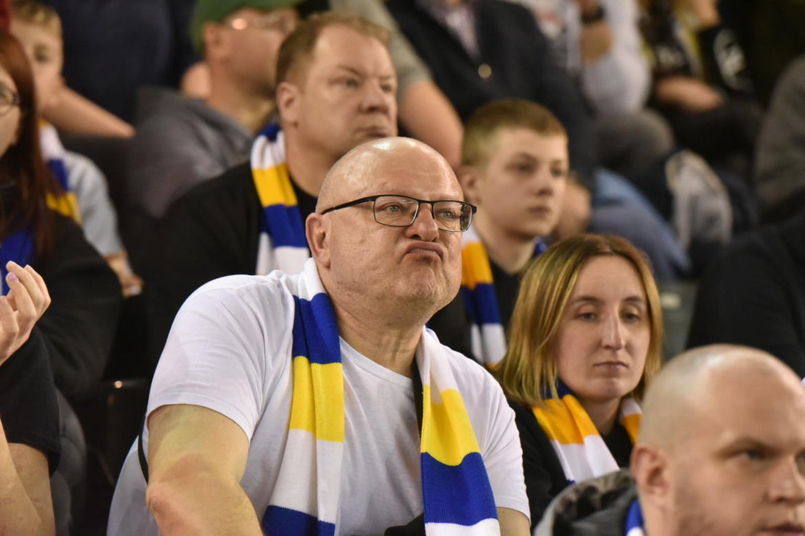 PRES Grupa Deweloperska Toruń - Betard Sparta Wrocław, zdjęcia kibiców i zawodników z Motoareny