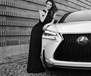 Agnieszka Radwańska promuje Lexusa NX