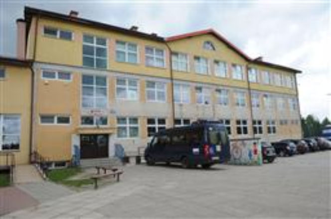 Łukta. Rodzice dwójki dzieci oskarżają naucyzcielkę, że biła ich dzieci 3