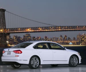 Amerykański Volkswagen Passat R-Line 2016