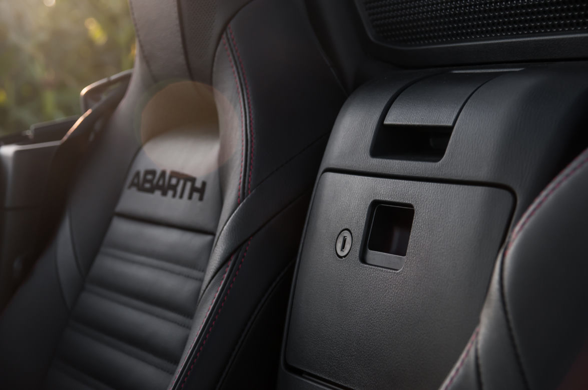 Abarth 124 Spider 1.4 T-Jet 170 KM 6MT