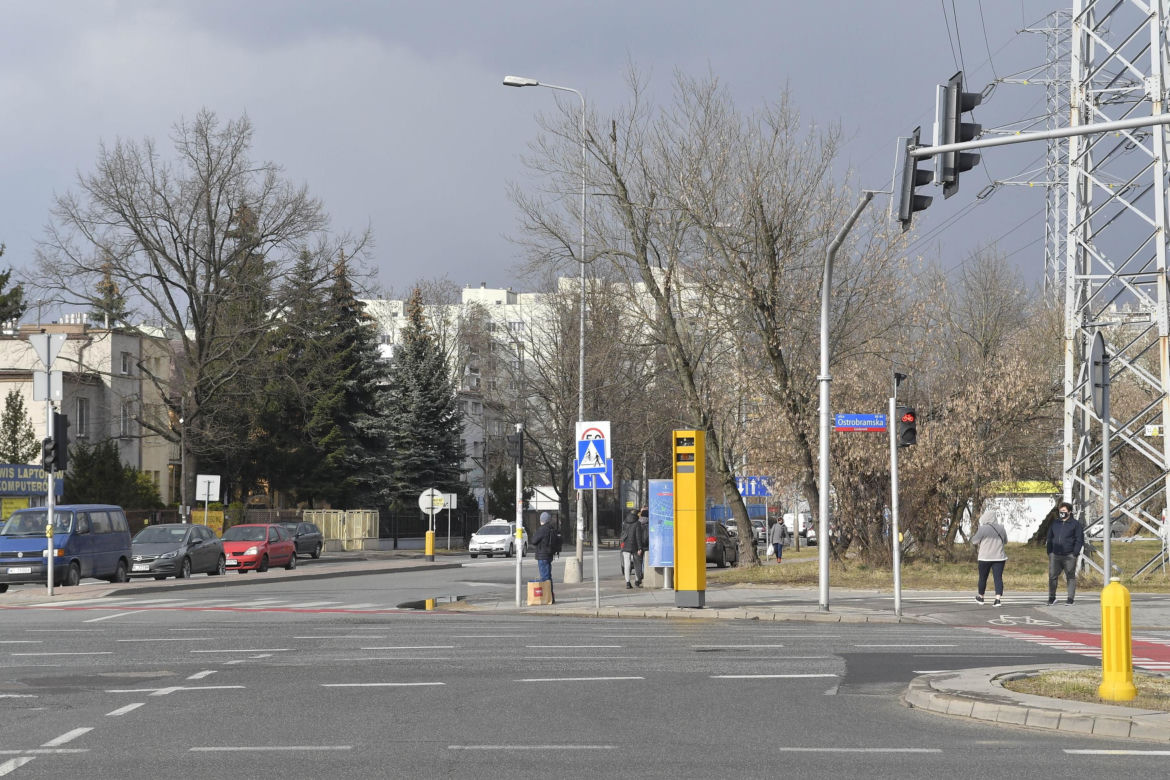 Nowy fotoradar w Warszawie bije rekordy. W ciągu miesiąca zrobił prawie 8000 zdjęć