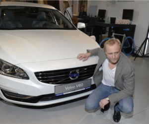 Piotr Adamczyk dostał hybrydowe Volvo V60