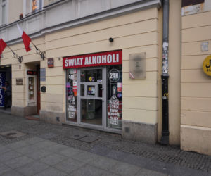 Sklep monopolowy w Śródmieściu