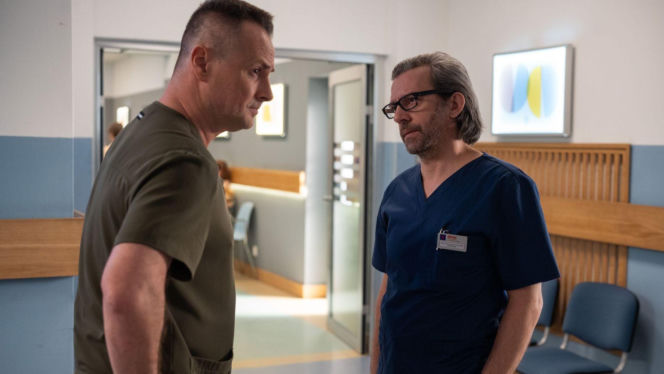 Na dobre i na złe odc. 988. Aleś Zagajewski (Paweł Małaszyński), Artur Bart (Piotr Głowacki)