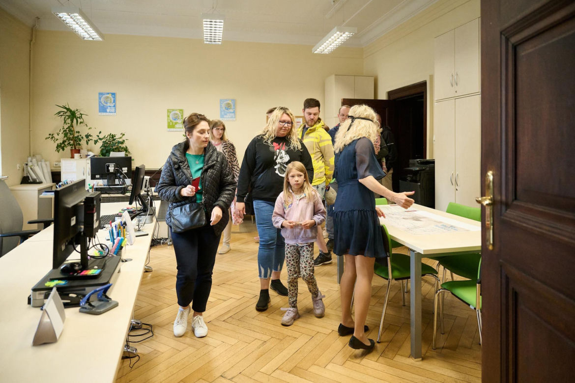 Gigantyczna kolejka w Olsztynie. Wszyscy chcieli zwiedzić to miejsce