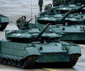 Rosyjski T-80BVM jako „snajper” i „zabójca”. Tak reklamuje go Rostiech