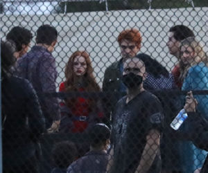 Obsada Riverdale na planie serialu - KJ Apa, Madeline Petsch