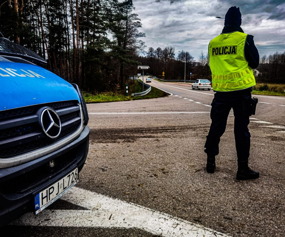 Podlaskie. Aktywiści z Niemiec chcieli wjechać do strefy zamkniętej. Policja zawróciła autobus 
