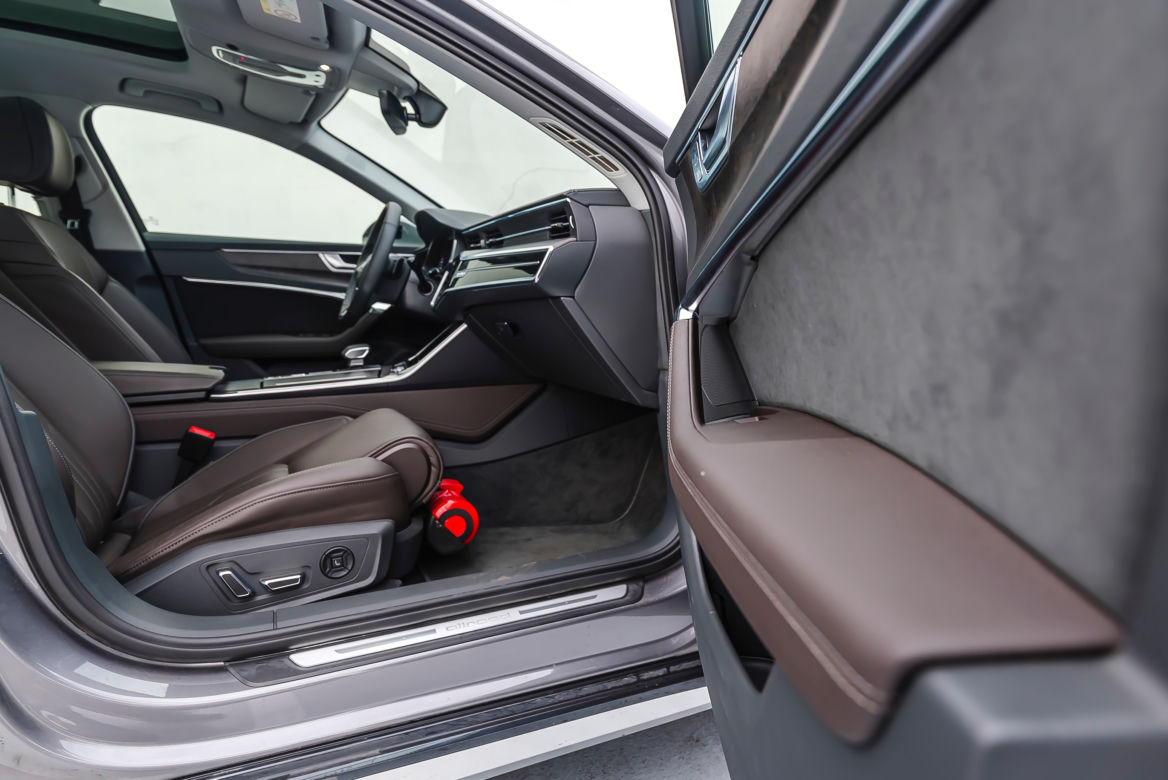 Audi A6 allroad 50 TDI quattro tiptronic