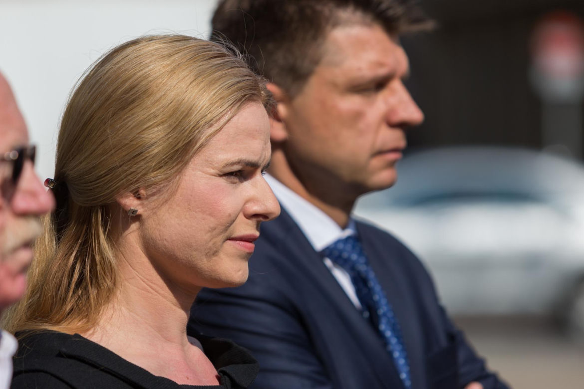 Dawno niewidziany Ryszard Petru z żoną Joanną na salonach