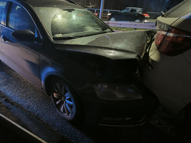 Stłuczka na wiadukcie