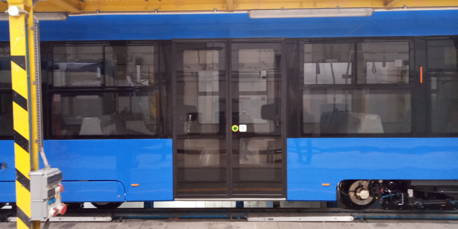 Tak wygląda pierwszy tramwaj "Lajkonik", który dotarł do Krakowa!
