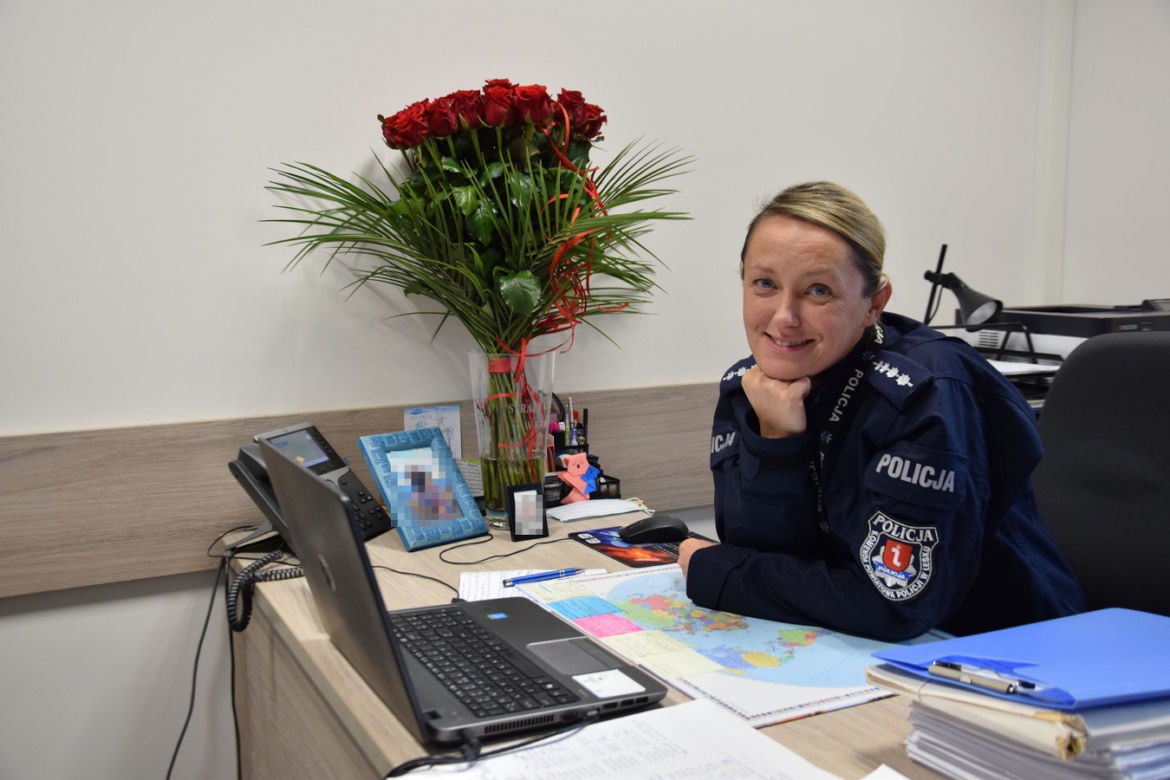 Policyjne love story. Ona służy w bieszczadzkiej komendzie, on na granicy [ZDJĘCIA]