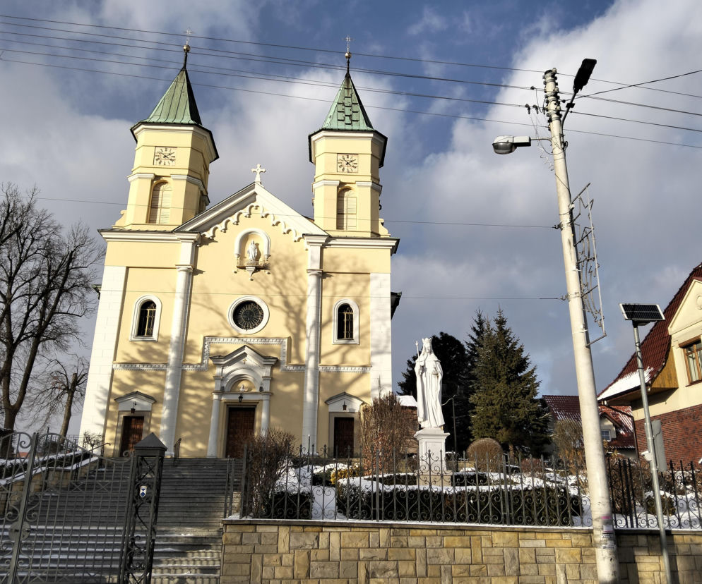 To jedno z najpiękniejszych miast w województwie małopolskim. Kiedyś było wsią, której mieszkańcy służyli księżom z Krakowa