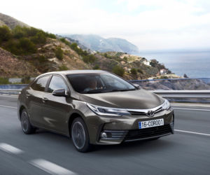 Toyota Corolla lifting 2016