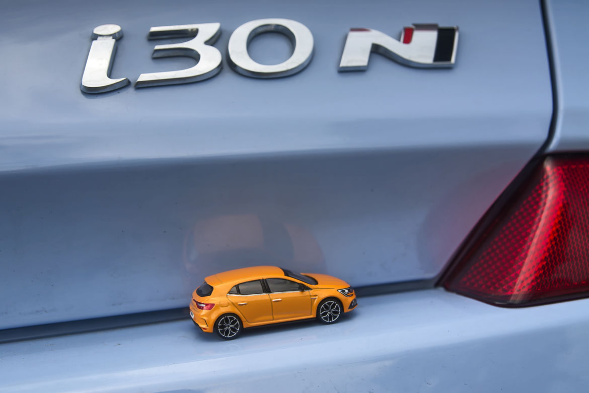 Renault Megane R.S. 1.8 TCe 280 KM EDC vs. Hyundai i30 N Performance 2.0 T-GDI 275 KM