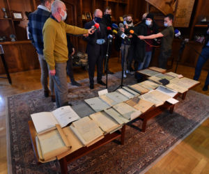 Szczecin: Historyczne dokumenty znalezione w ratuszu