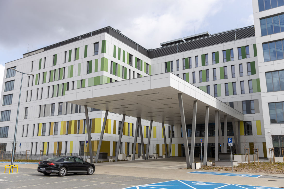 Nowoczesny szpital dla dzieci w Poznaniu. To miejsce robi duże wrażenie