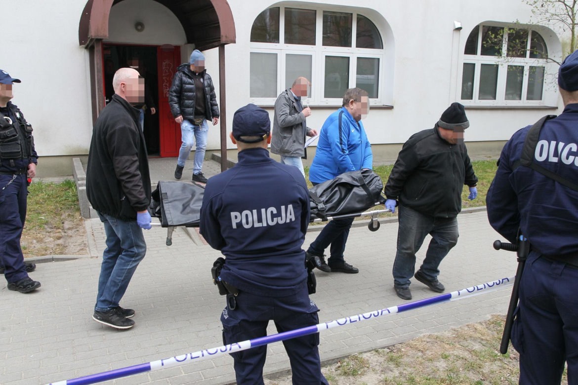 Zabił Czesia i Stasię, a potem zadzwonił na policję. „Potrzebna jest pomoc, doszło do tragedii”