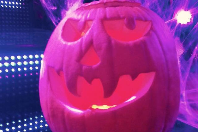 Taniec z gwiazdami, odcinek 9. Gwiazdy w odsłonie HALLOWEEN zatańczą aż dwa razy!
