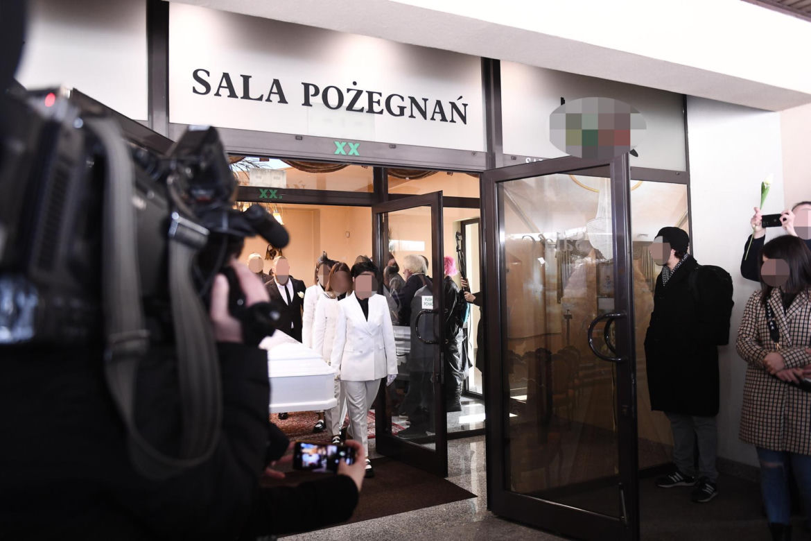 Pogrzeb Lizy w Warszawie. Od tych widoków łzy same płyną do oczu