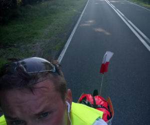 Bartosz Boczar z Rzeszowa odbywa wyprawę dokoła Polski na rowerze dla chorego Mateuszka