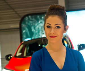 hostessy na targach Motor Show Poznań 2016