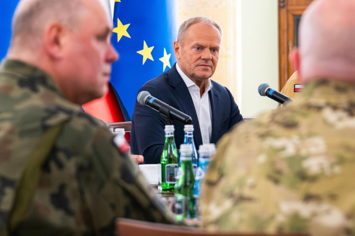 Donald Tusk na miejscu wybuchy na Lubelszczyźnie