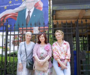 Na zdjęciach z planu Rancza zabrakło Olbrychskiego! Za to Lucy kwitnie, a Żak z Barcisiem stają w szranki
