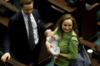 Bosakowie przyszli do Sejmu ze Stefankiem