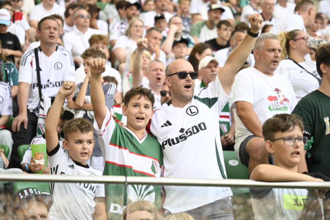 Legia Warszawa - Zagłębie Lubin: Zdjęcia kibiców