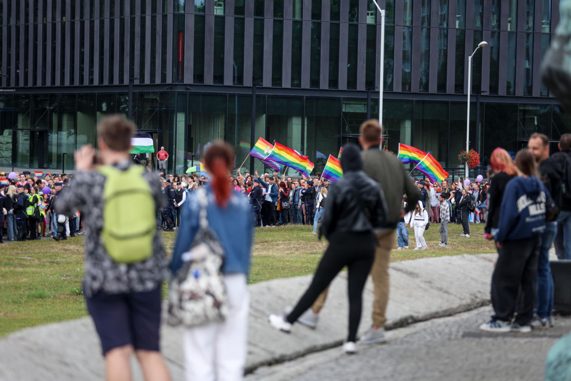 Marsz Równości w Katowicach 2025. Setki ludzi przeszło ulicami miasta. Były protesty