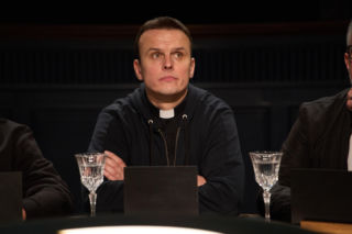 Ksiądz z The Traitors szczerze o Wielkanocy. Ludzie wkładają takie rzeczy do święconki! 