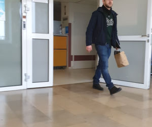 Antek Królikowski. Wpadł na wigilię do taty
