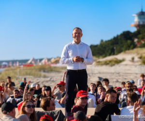 Prezydent Nawrocki z ważnym przesłaniem do młodzieży w Juracie