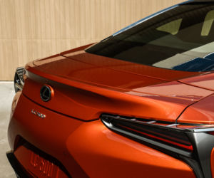 Lexus LC w kolorze Blazing Carnelian