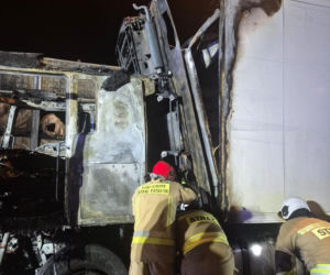 Pożar ciężarowego samochodu na trasie S7 w Tokarni