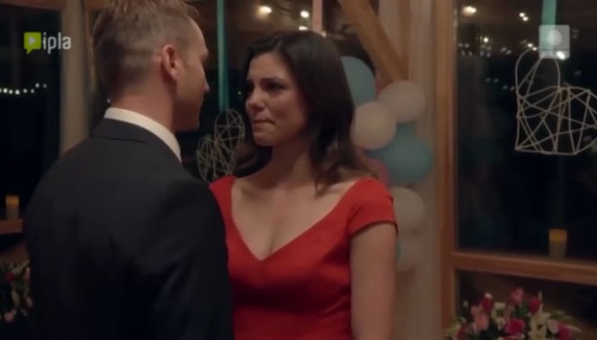To nie koniec świata 2 sezon odc. 26. Anka (Karolina Gorczyca), Paweł (Krystian Wieczorek)