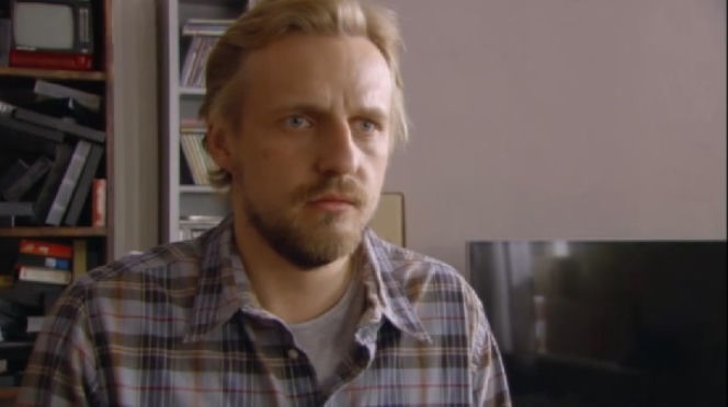 O mnie się nie martw odc. 6. Krzysiek (Paweł Domagała)