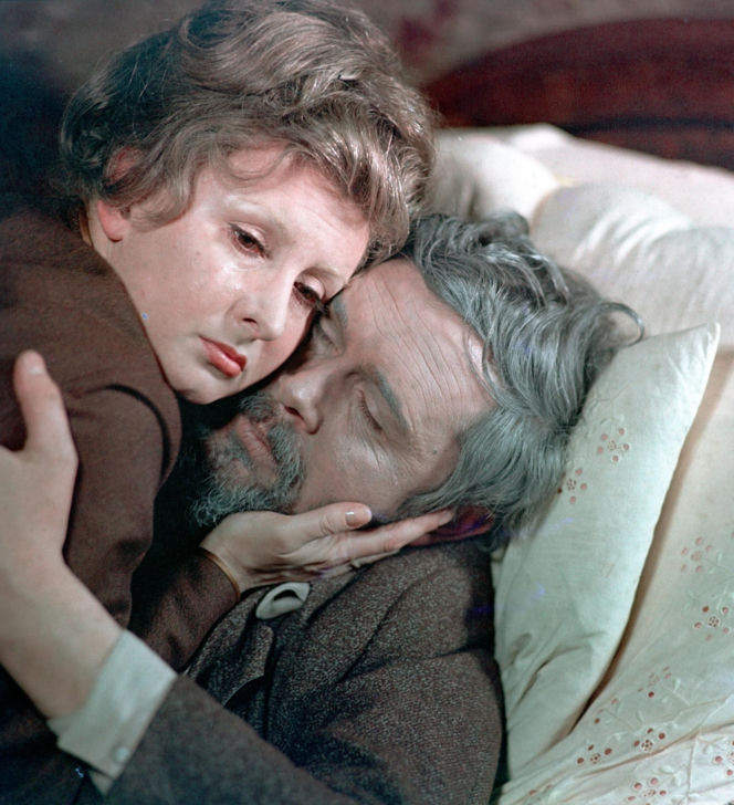 Karol Strasburger, nowe "Noce i dnie" to bez sensu